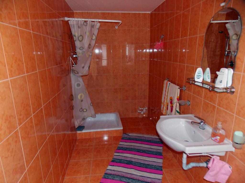 Pensiunea Paradiso Poiana Teiului Habitación foto